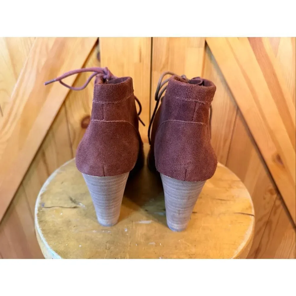 Lucky Brand Ysabel Wedge Ankle Booties In Rust Colored Suede 9M Read